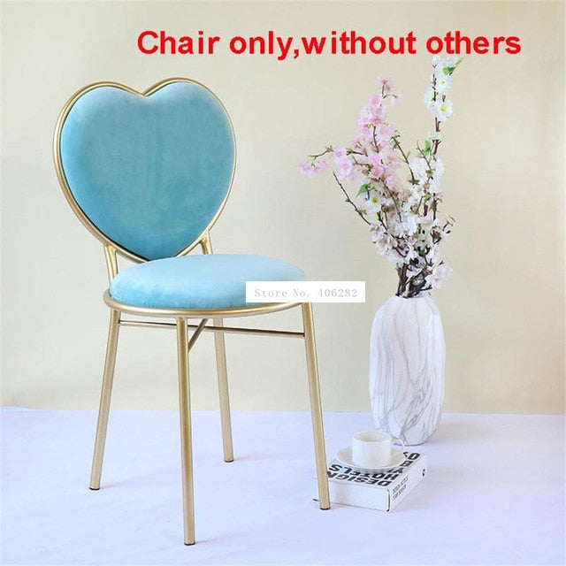 Modern Fashion Nordic Minimalist Coffee Cafe Chair Love Heart Shape Backrest Flannelette Soft Seat Metal Iron Art Leisure Chair