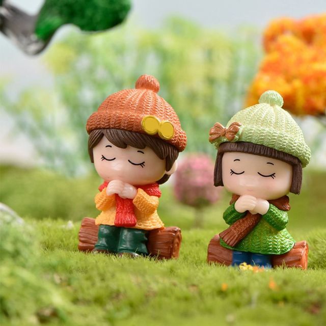 Mini Couple Figures Grandma Grandpa Sweety Lovers Couple Ornament For Fairy Garden Figurines Miniature Home Decoration